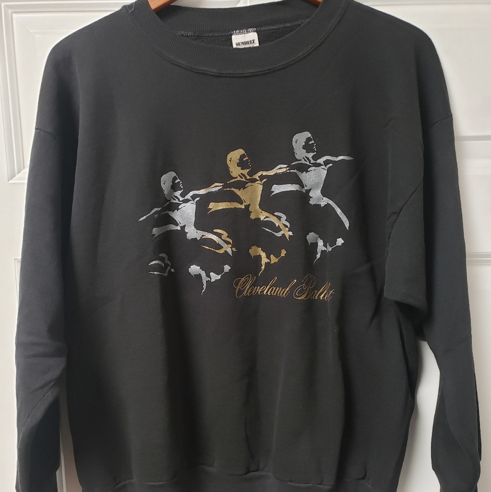 Vintage Cleveland Ballet Crewneck Sweatshirt, One Size, Unisex